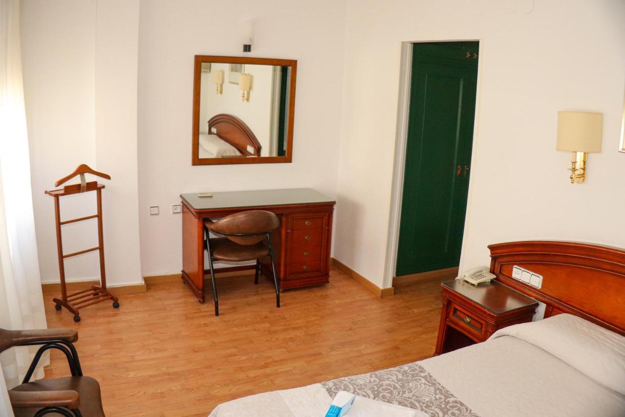 Hotel Cardinal Albacete Kültér fotó